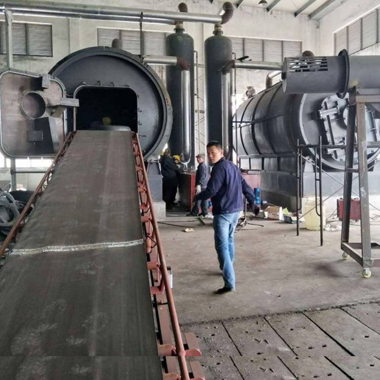廢舊塑料煉油廢塑料煉油設(shè)備廢機油提煉柴油汽油油泥處理01.jpg